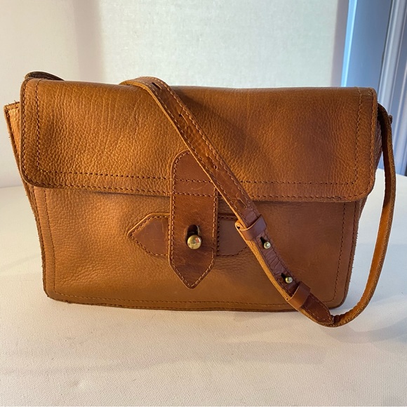 Madewell Bags Madewell Leather Accordian Crossbody English Saddle